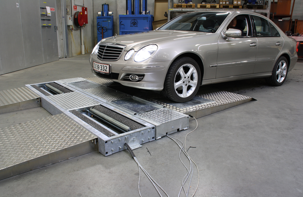 suspension tester